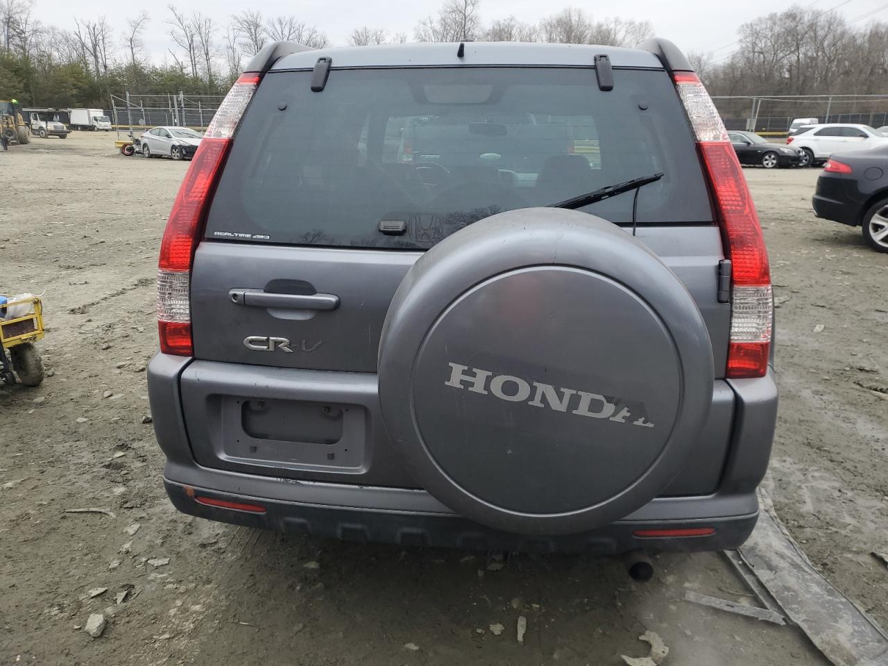 2005 Honda CR-V - Image 6