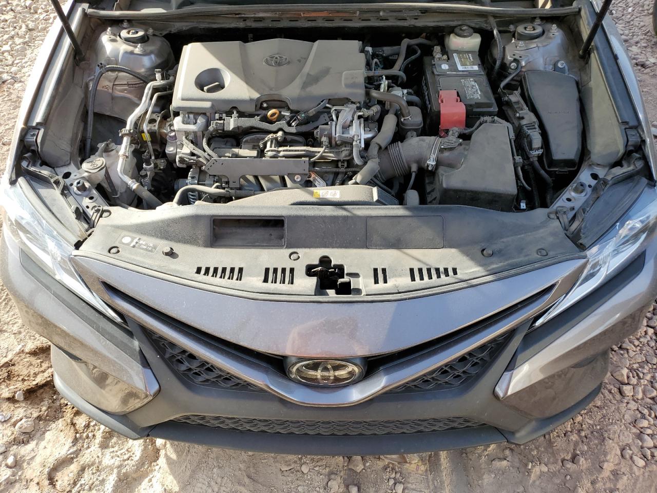 2018 Toyota Camry - Image 11