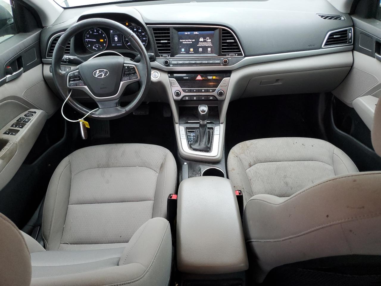 2018 Hyundai Elantra - Image 8