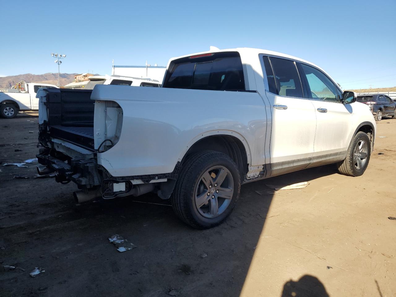 2022 Honda Ridgeline - Image 3