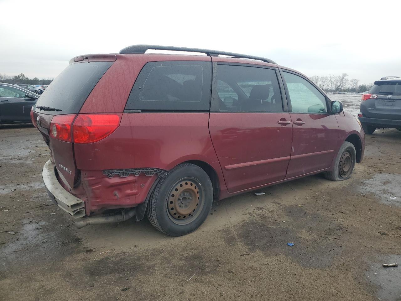 2006 Toyota Sienna - Image 3