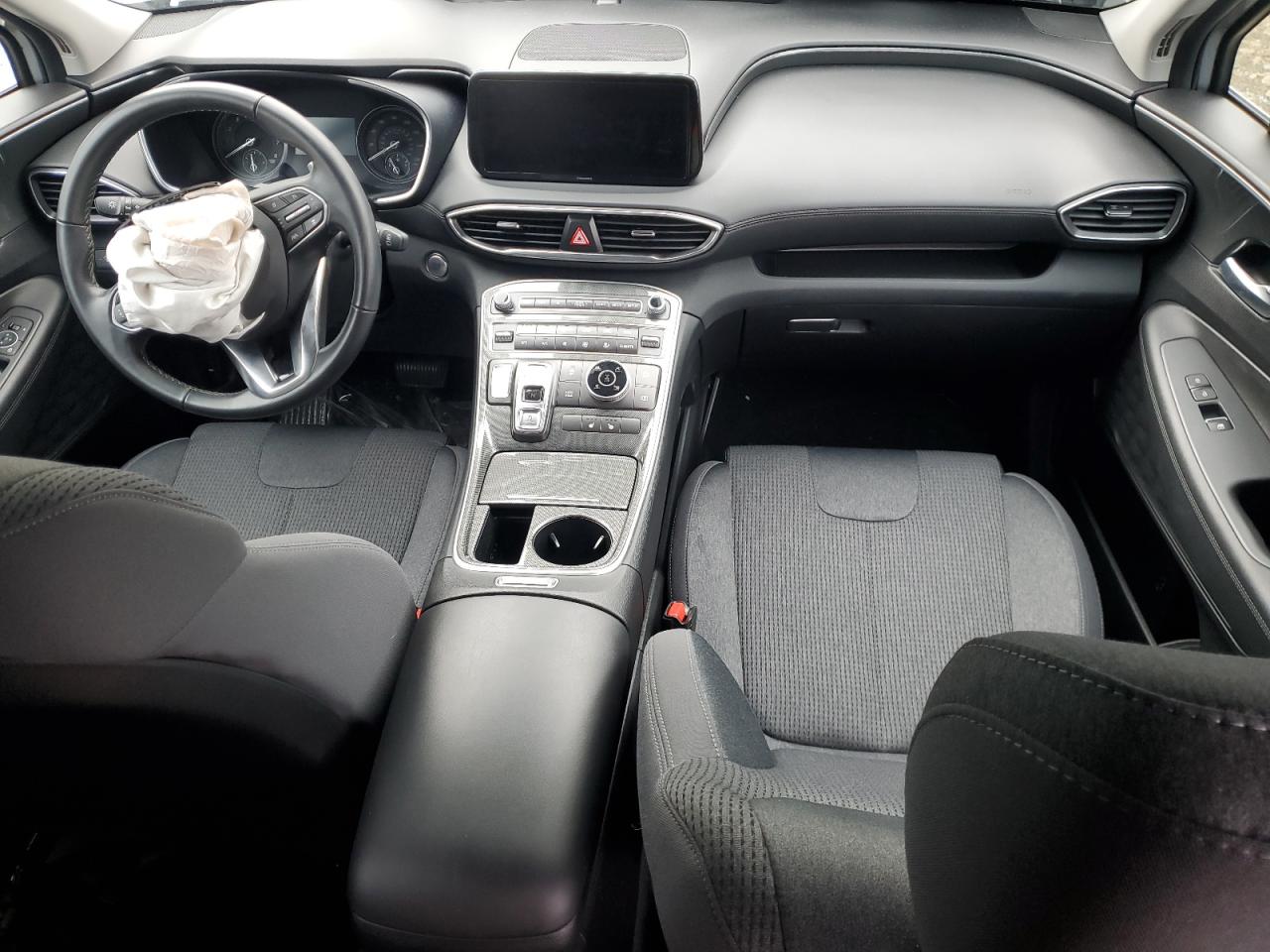 2023 Hyundai Santa Fe - Image 8
