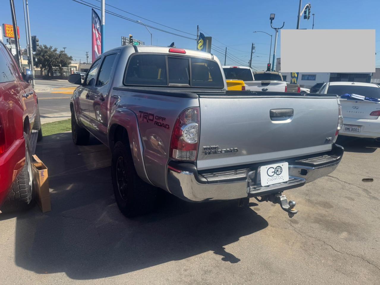 2015 Toyota Tacoma - Image 3