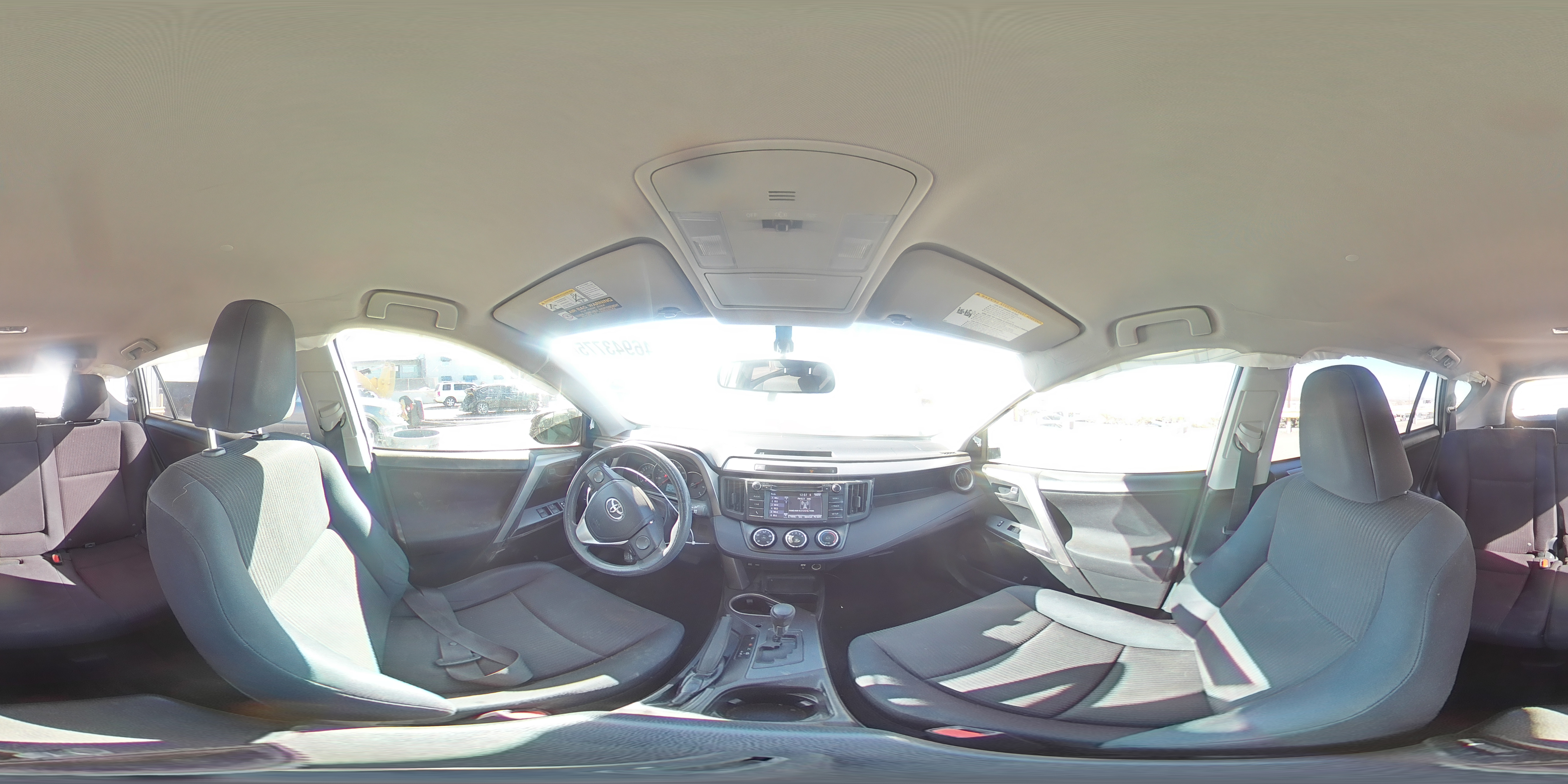 2016 Toyota RAV 4 - Image 14
