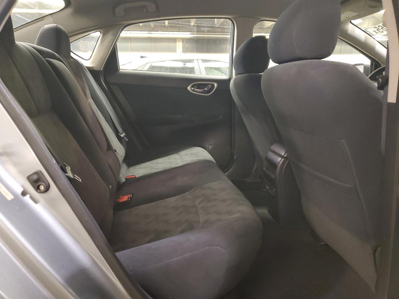 2013 Nissan Sentra - Image 10