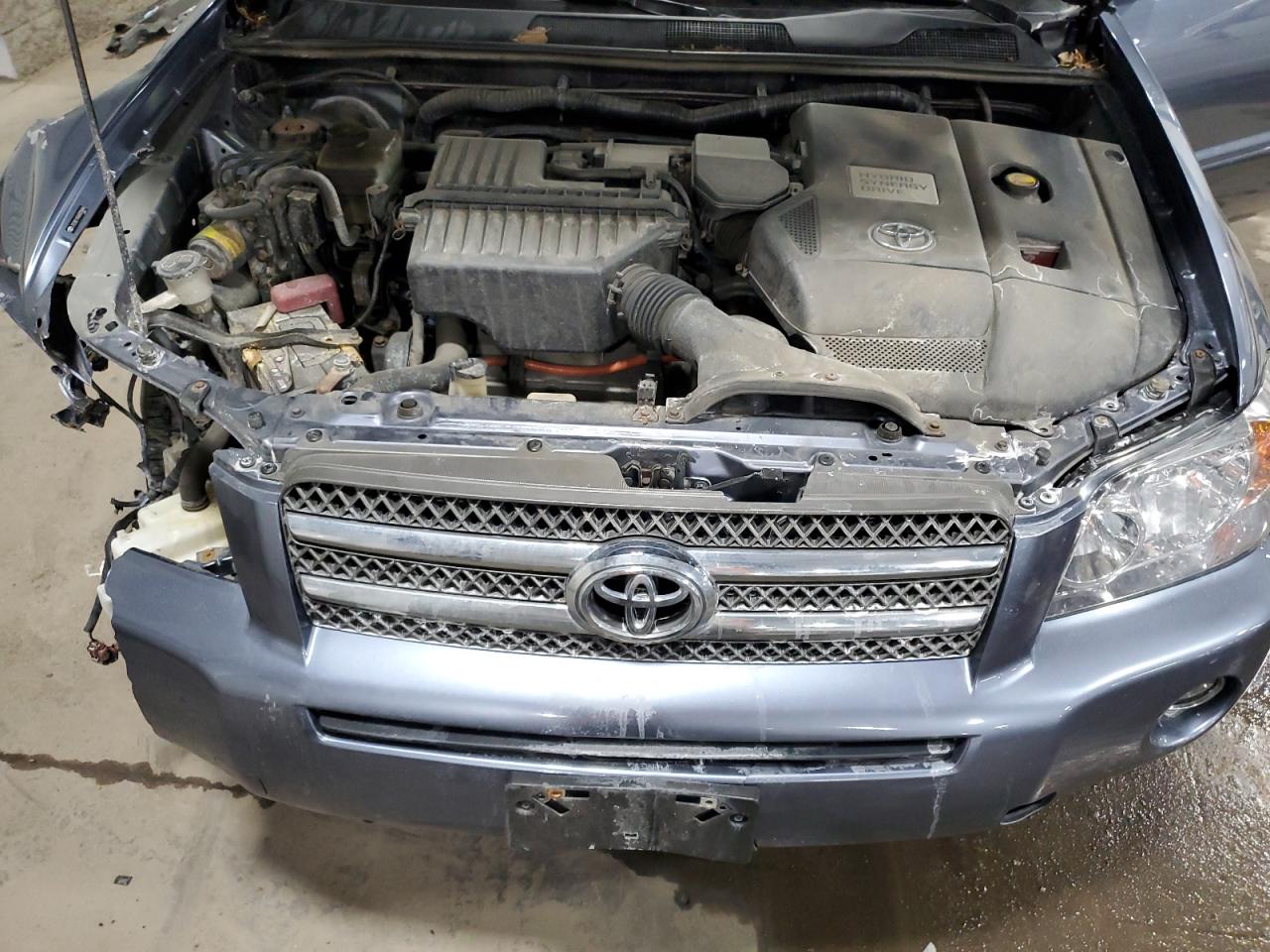 2006 Toyota Highlander - Image 12