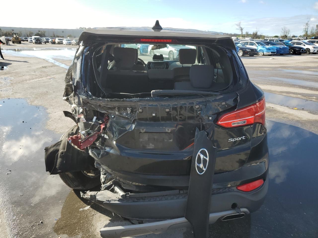 2015 Hyundai Santa Fe - Image 6