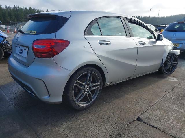 2018 MERCEDES BENZ A 180 D AM