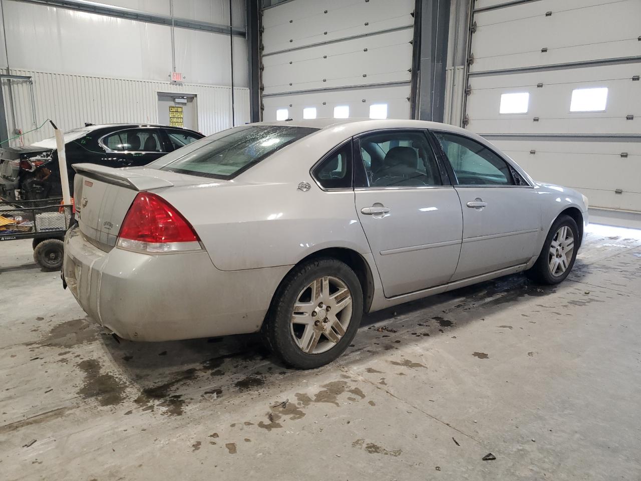 2006 Chevrolet Impala - Image 3