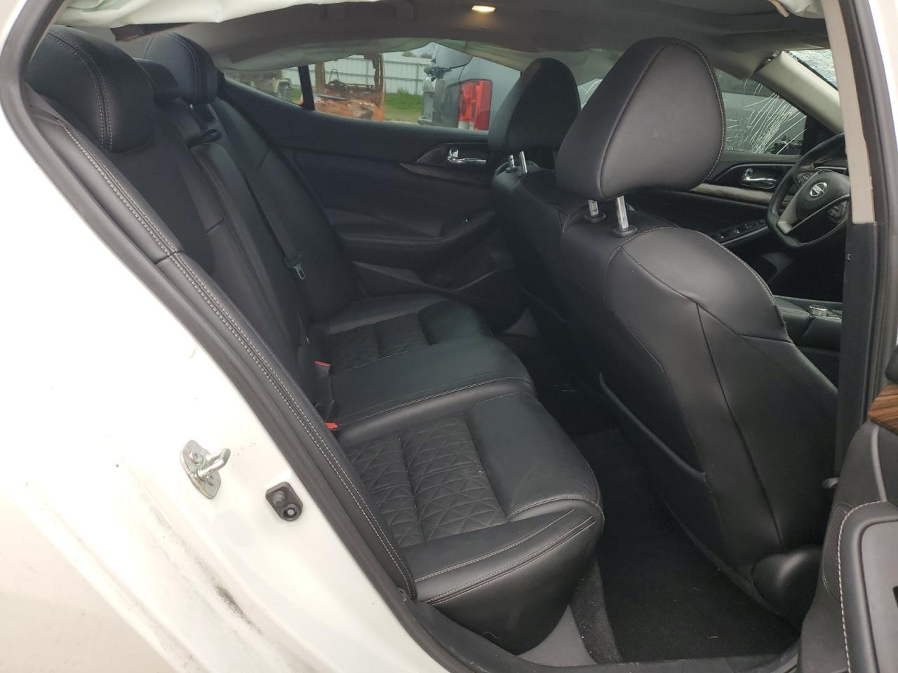 2017 Nissan Maxima - Image 10
