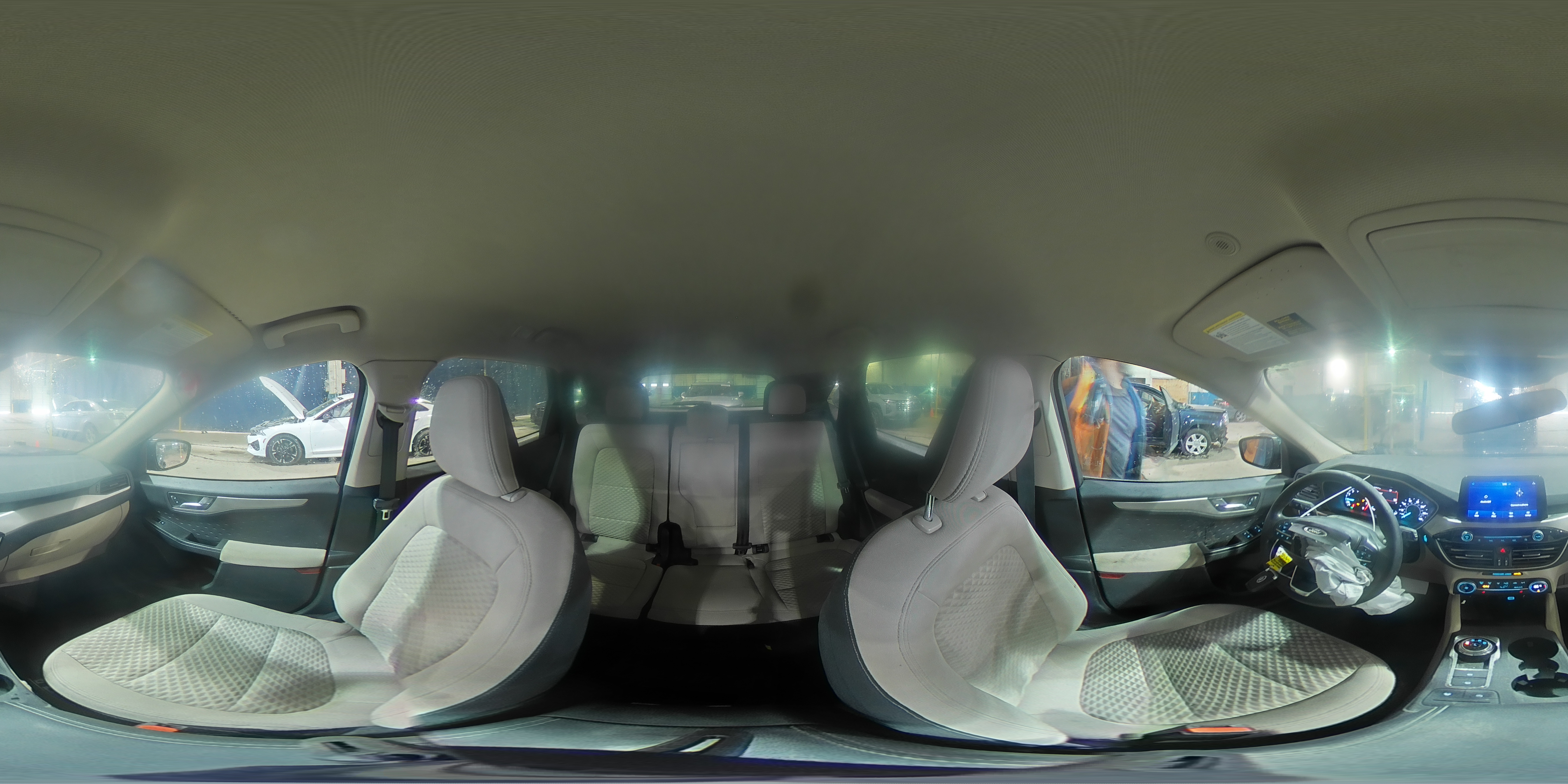 2020 Ford Escape - Image 16