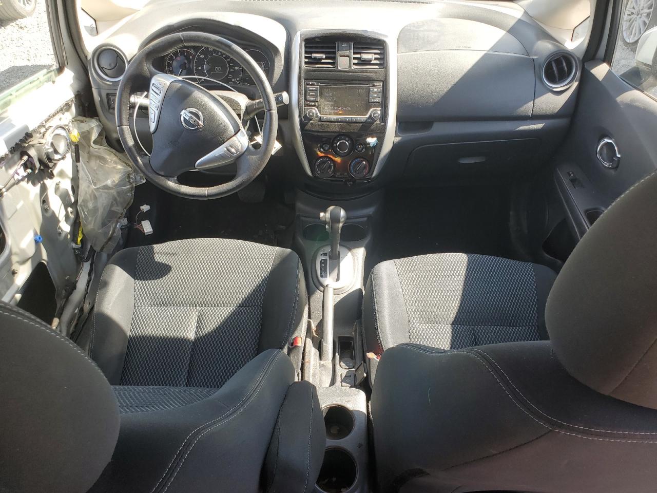 2016 Nissan Versa - Image 8