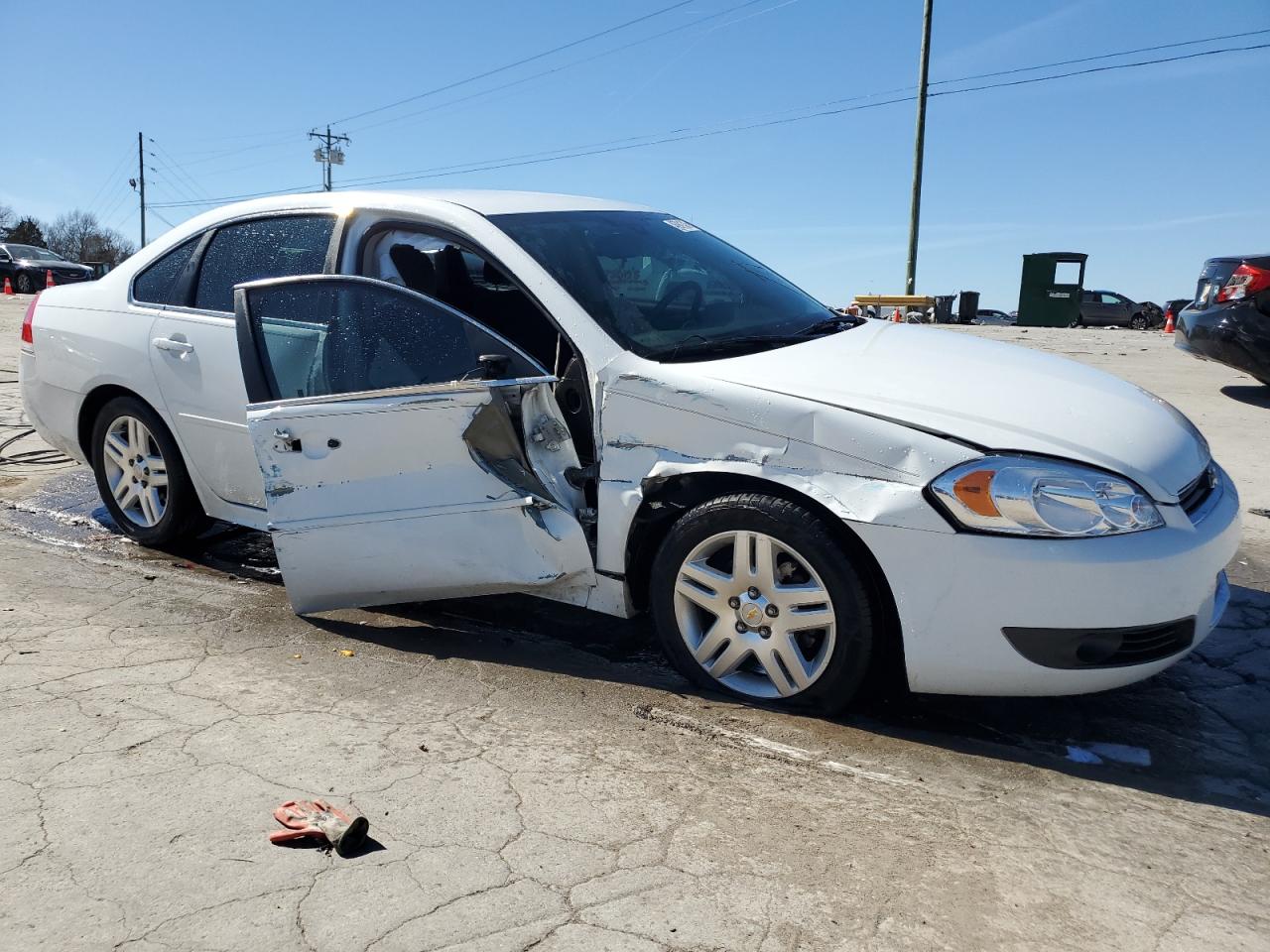 2011 Chevrolet Impala - Image 4