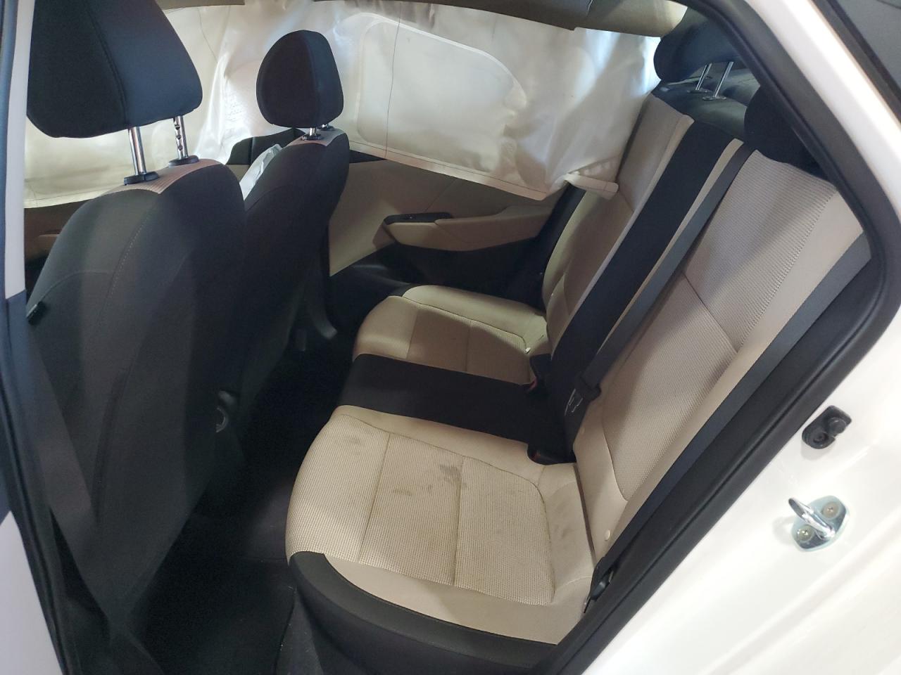 2022 Hyundai Accent - Image 10