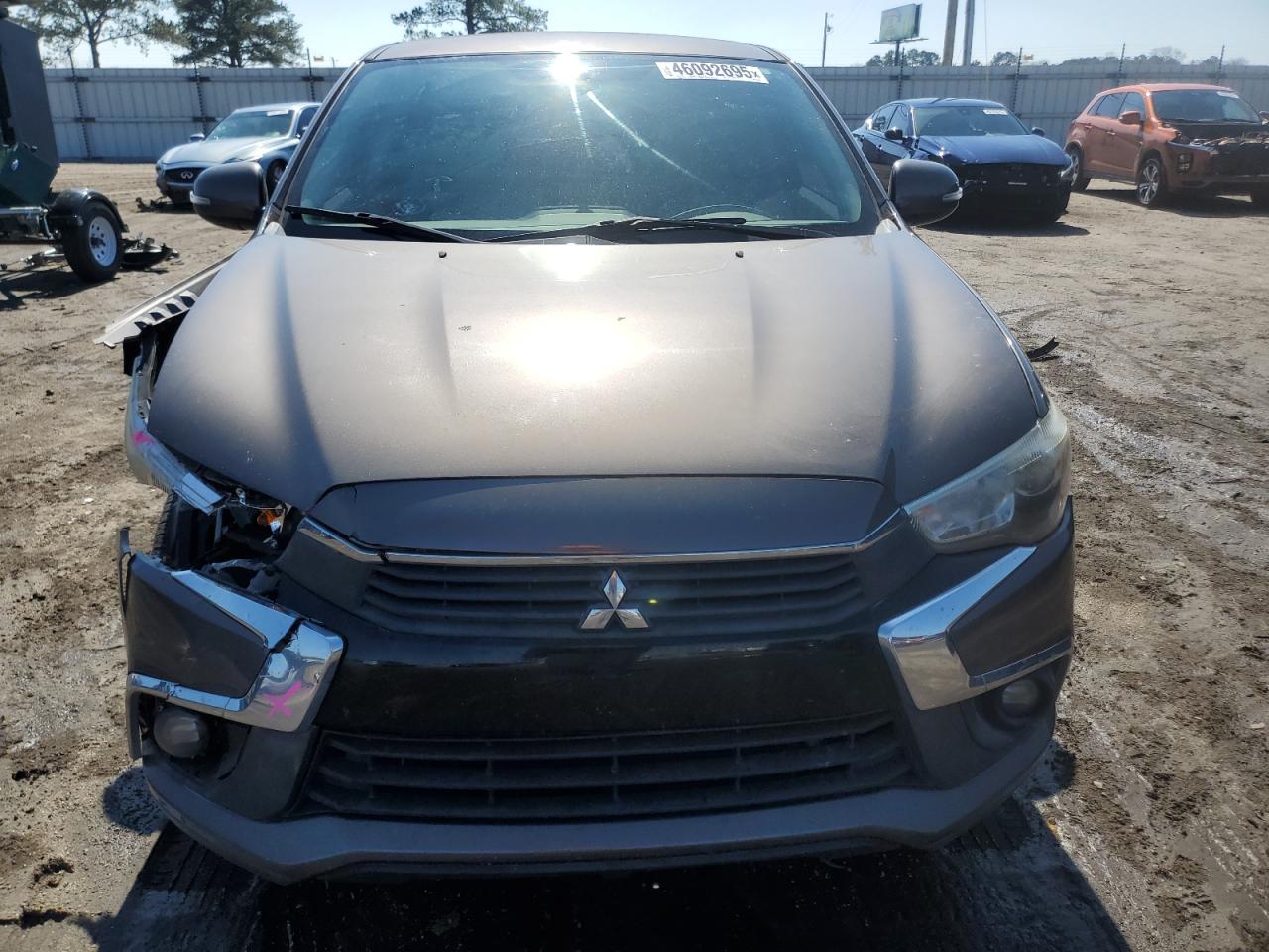 2017 Mitsubishi Outlander - Image 5