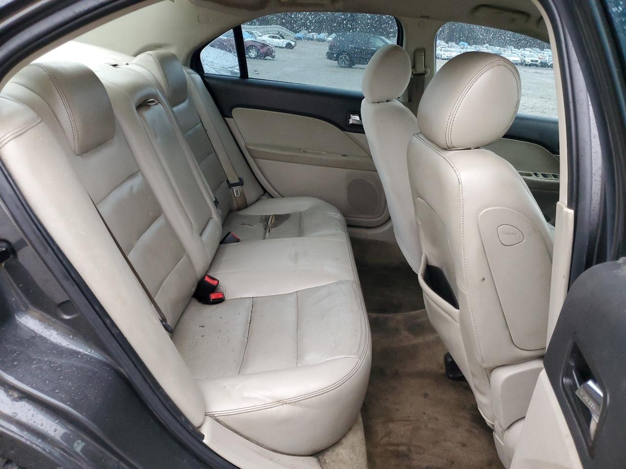 2007 Ford Fusion - Image 11