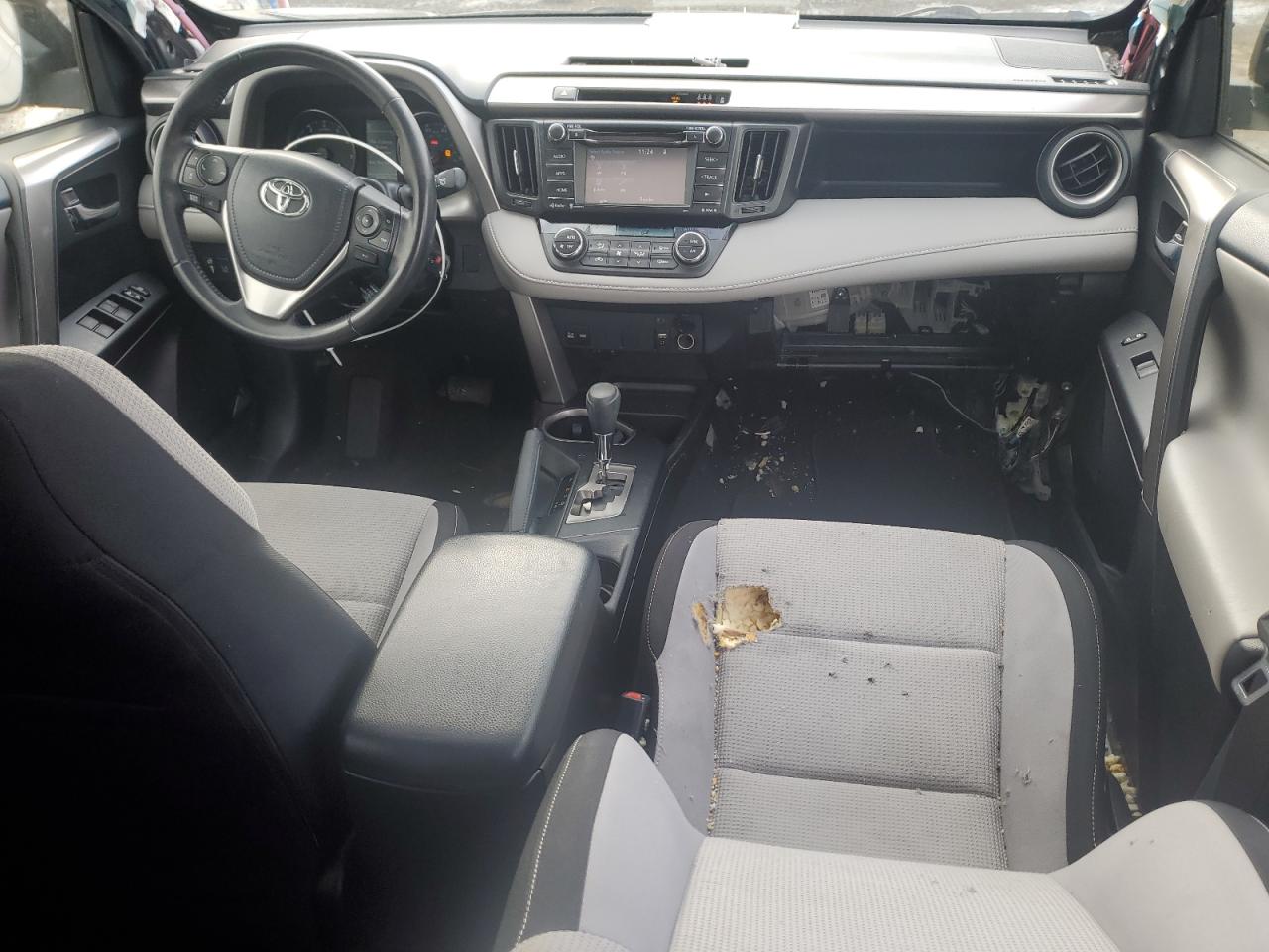 2017 Toyota RAV 4 - Image 8