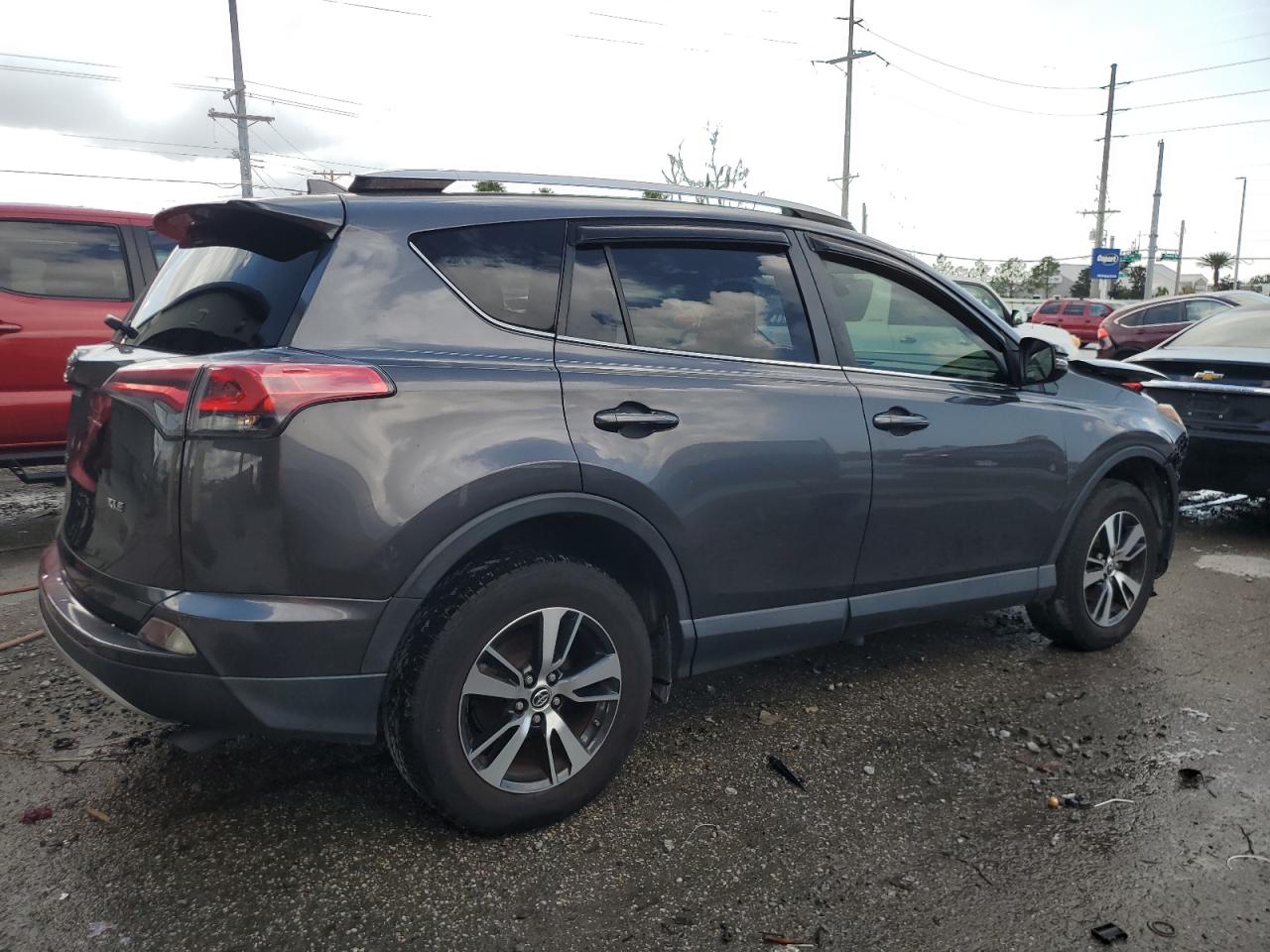 2018 Toyota RAV 4 - Image 3