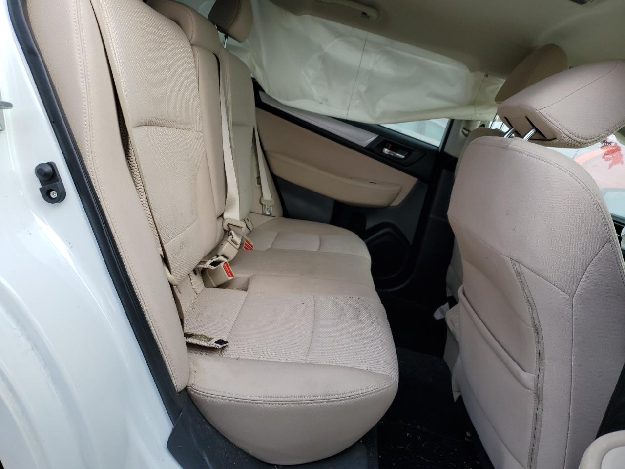 2019 Subaru Outback - Image 11