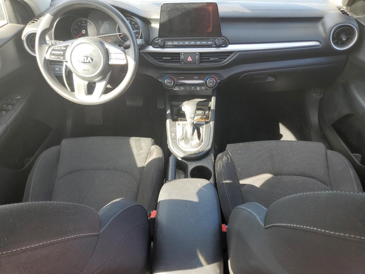 2019 Kia Forte - Image 8