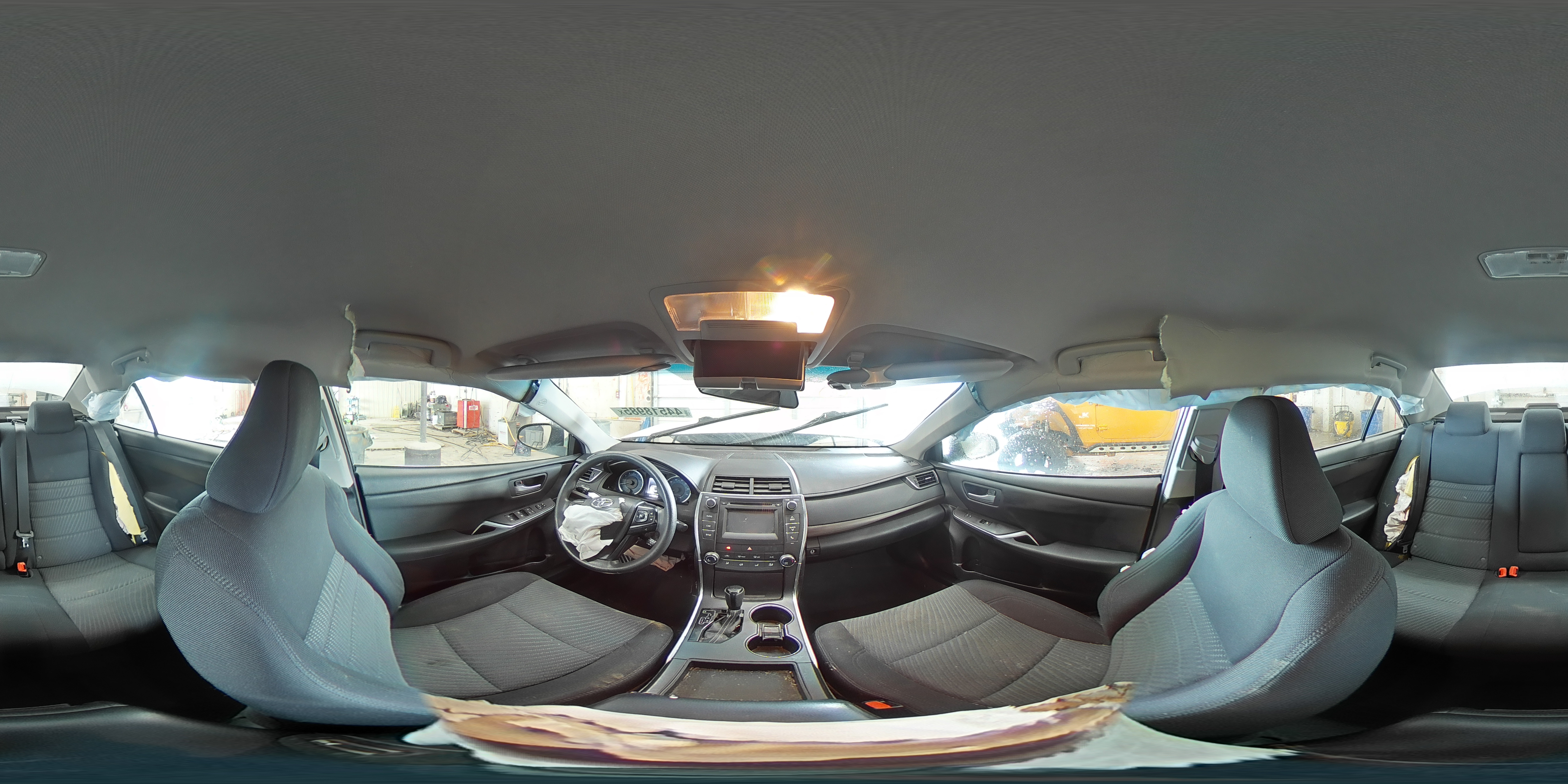 2017 Toyota Camry - Image 15