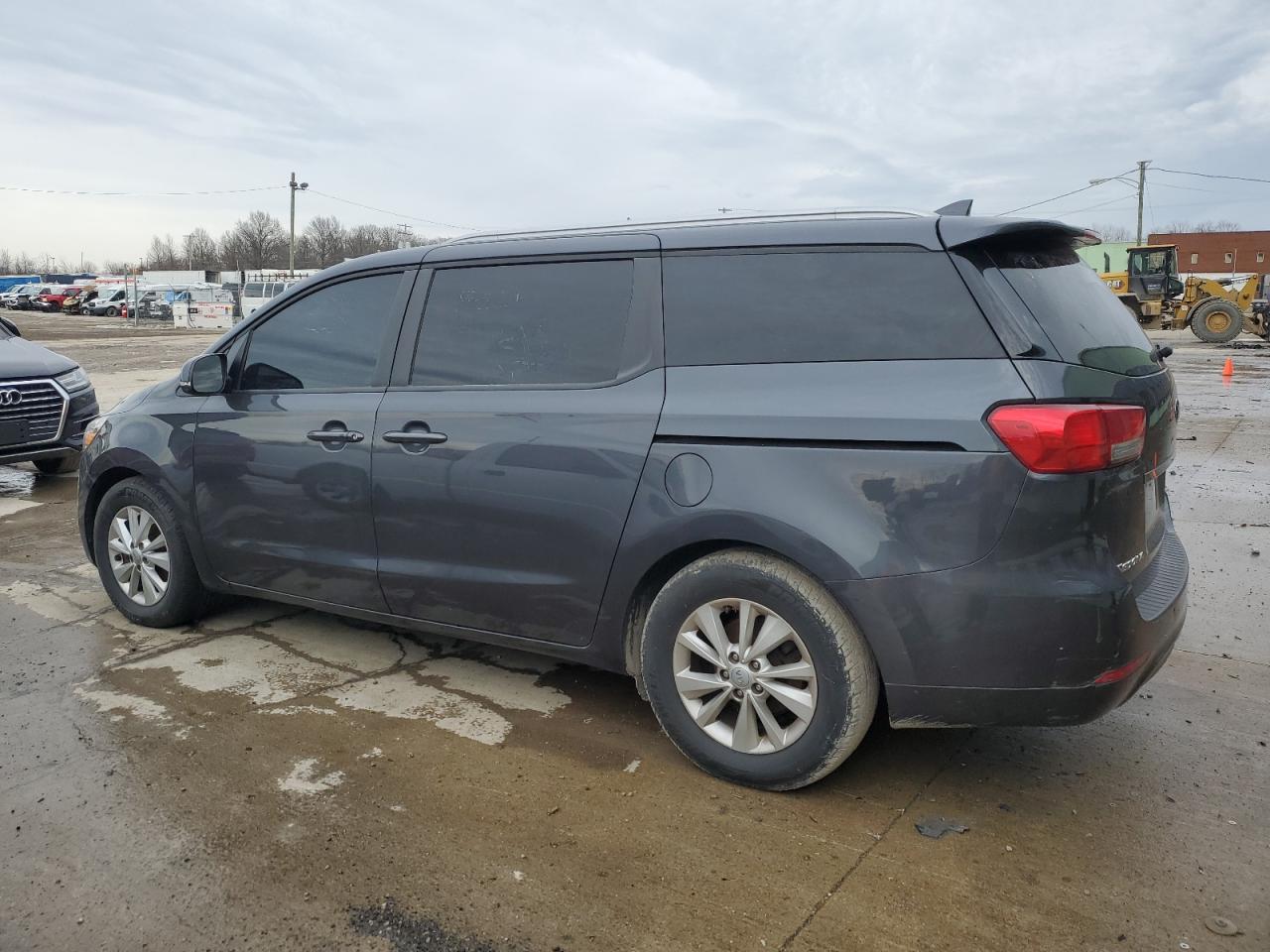 2017 Kia Sedona - Image 2