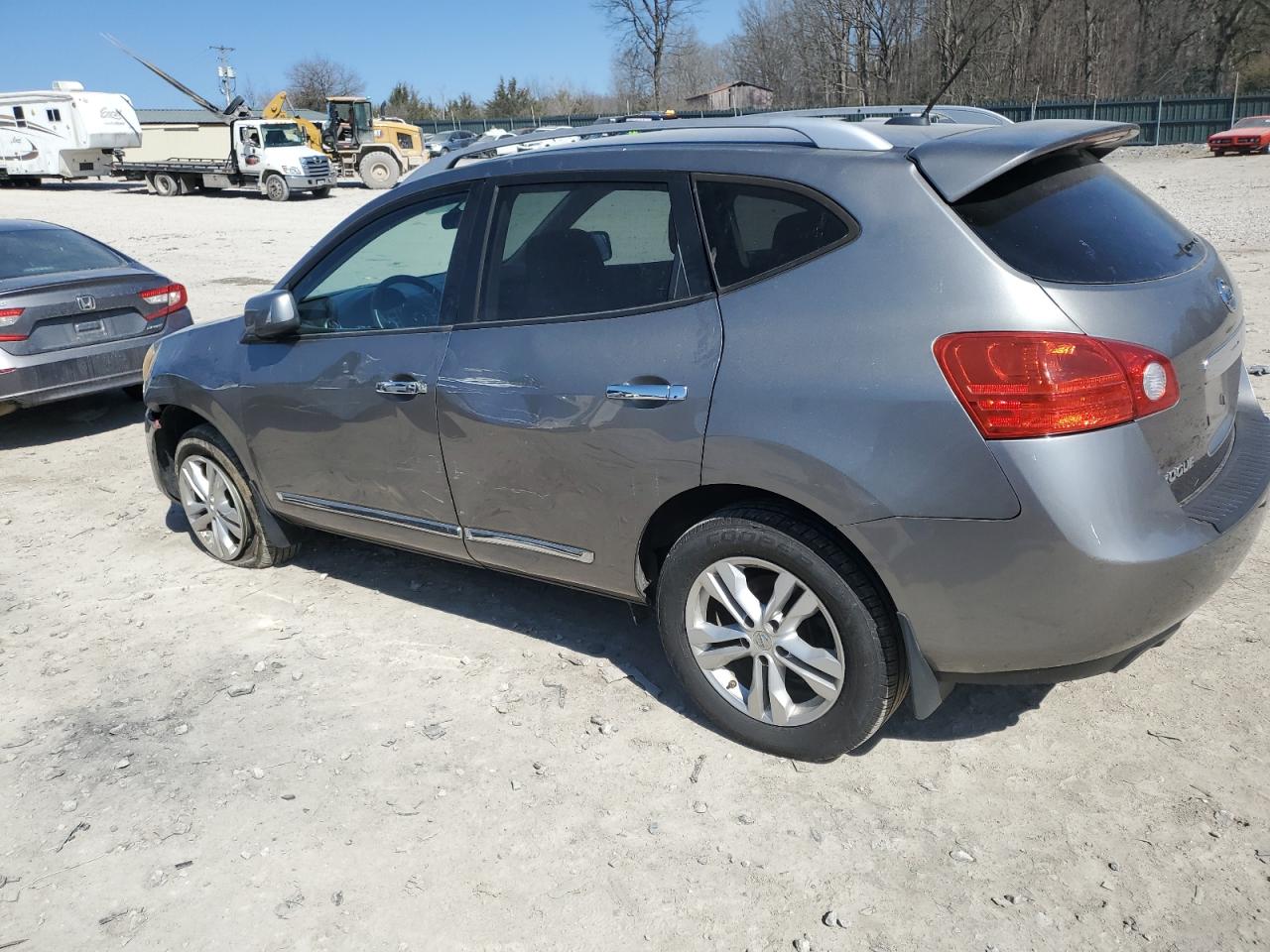 2012 Nissan Rogue - Image 2