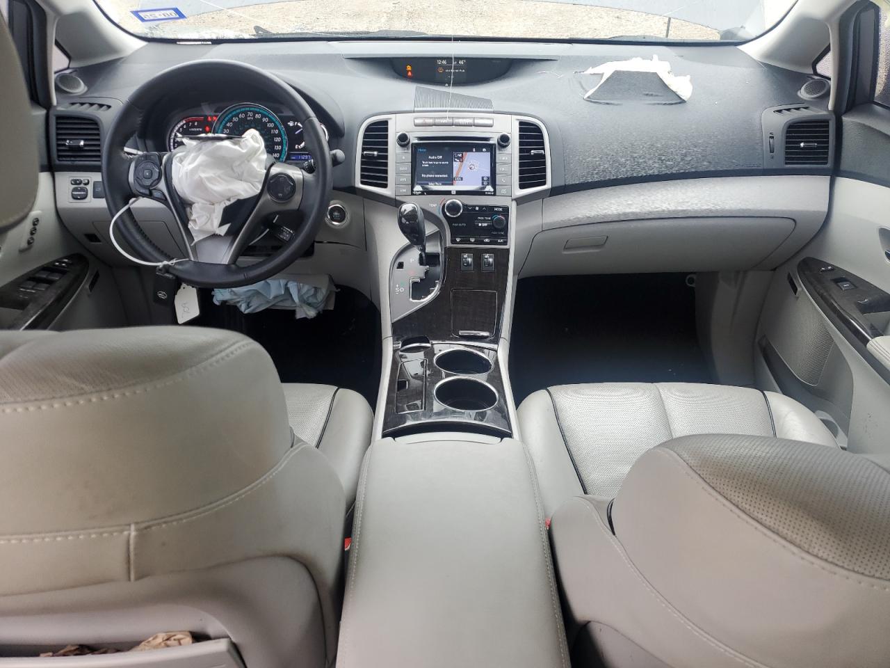 2015 Toyota Venza - Image 8