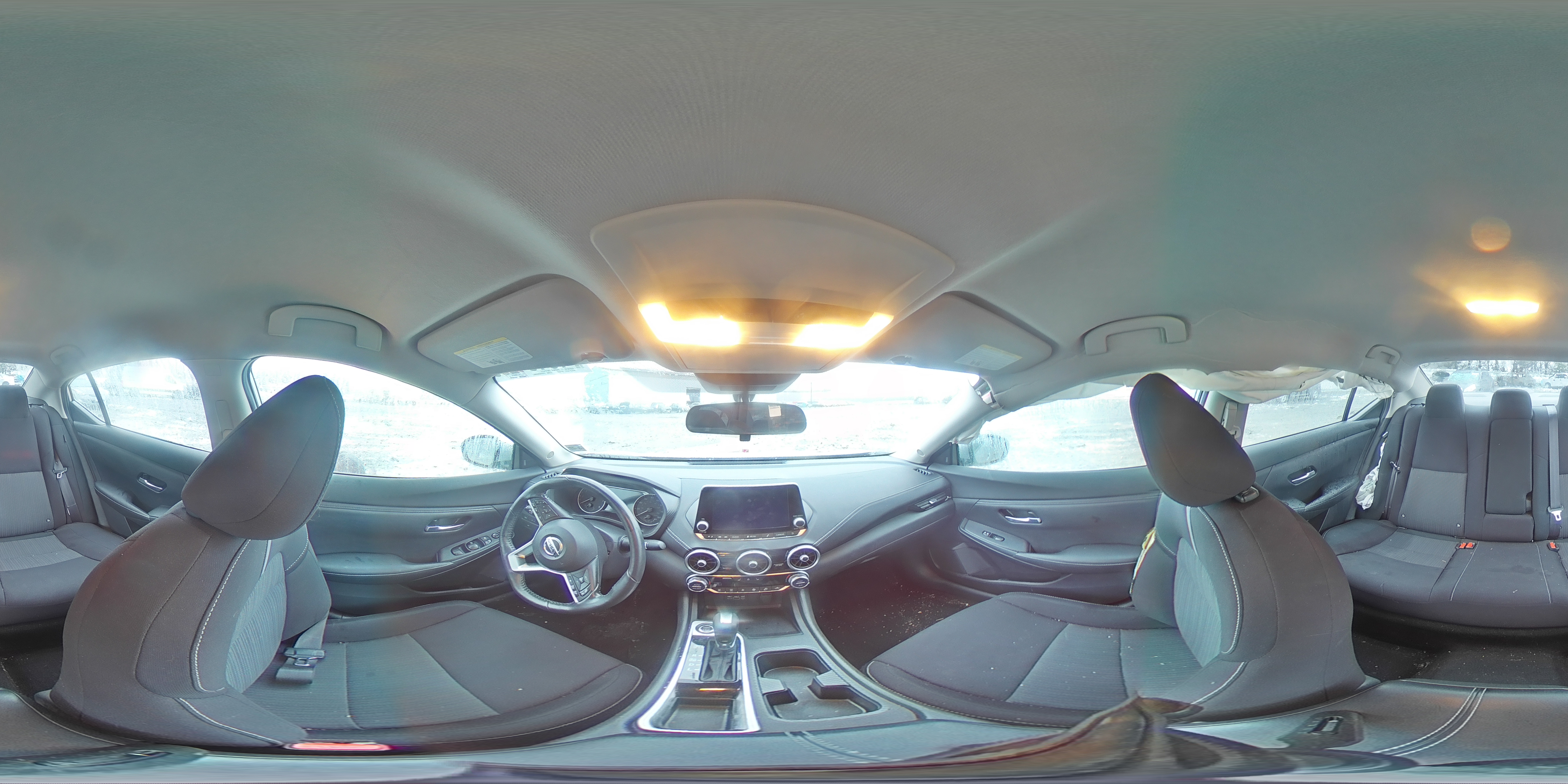 2022 Nissan Sentra - Image 13