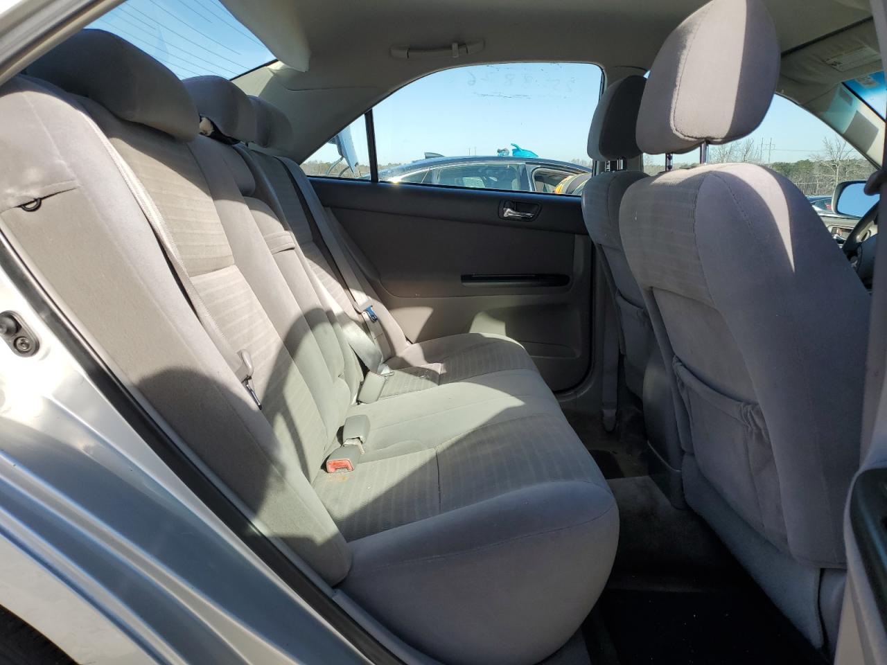 2006 Toyota Camry - Image 10