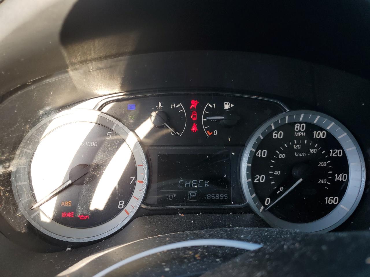 2014 Nissan Sentra - Image 9