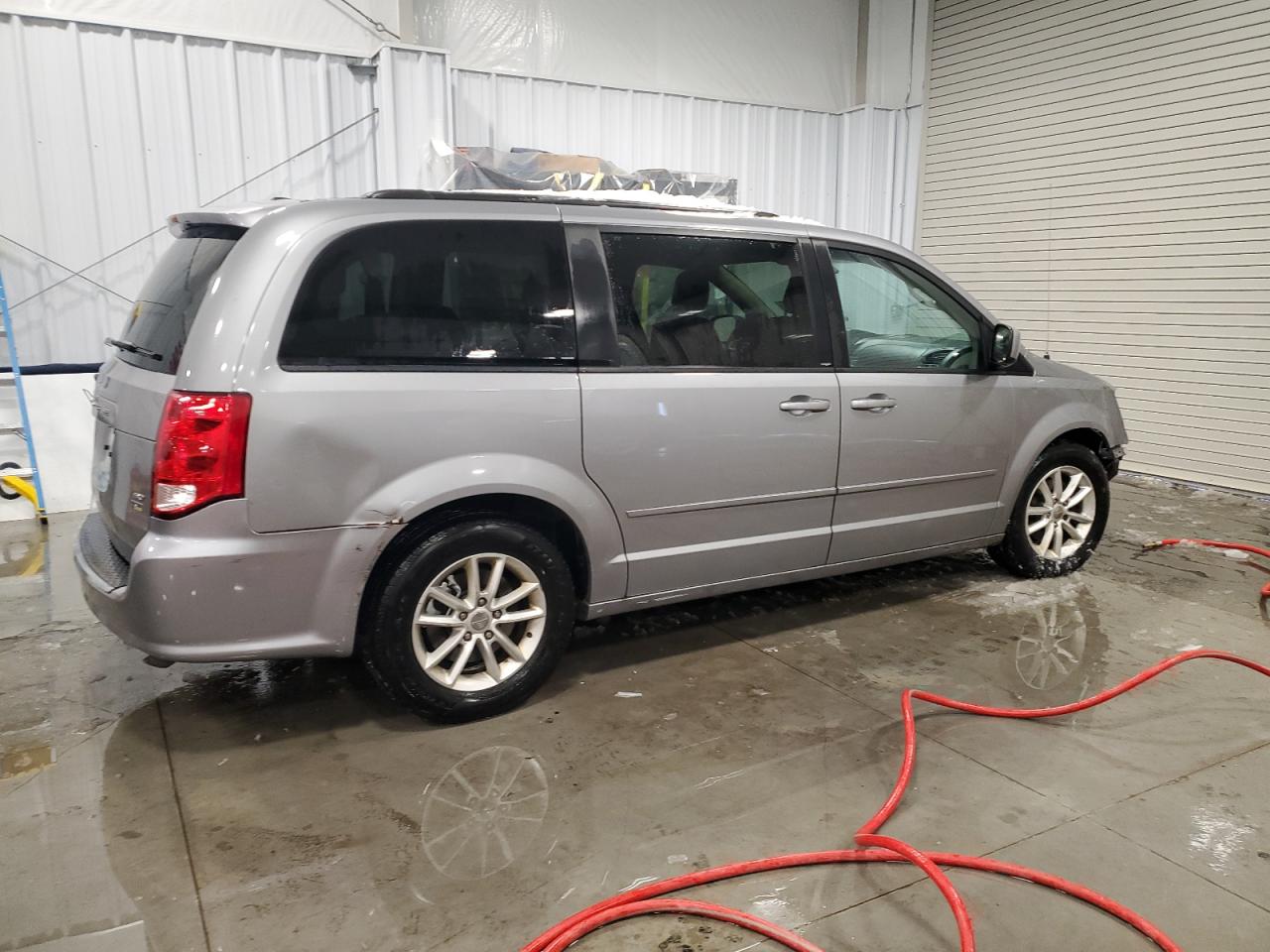 2014 Dodge Caravan - Image 3