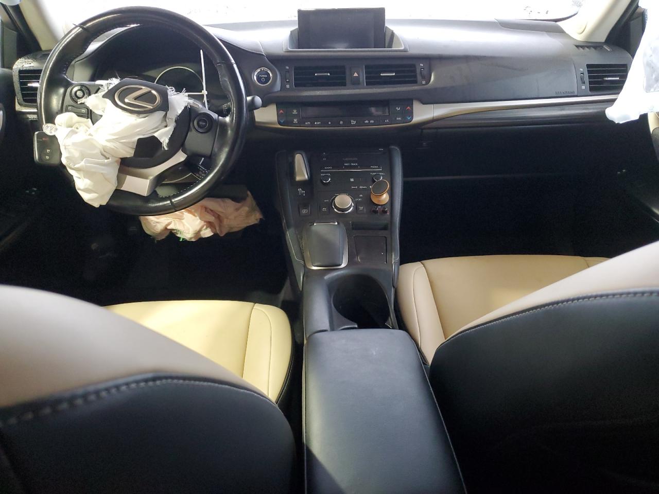 2017 Lexus CT - Image 8