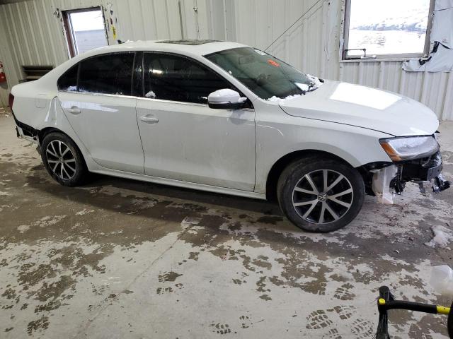 Sedans VOLKSWAGEN JETTA 2017 White