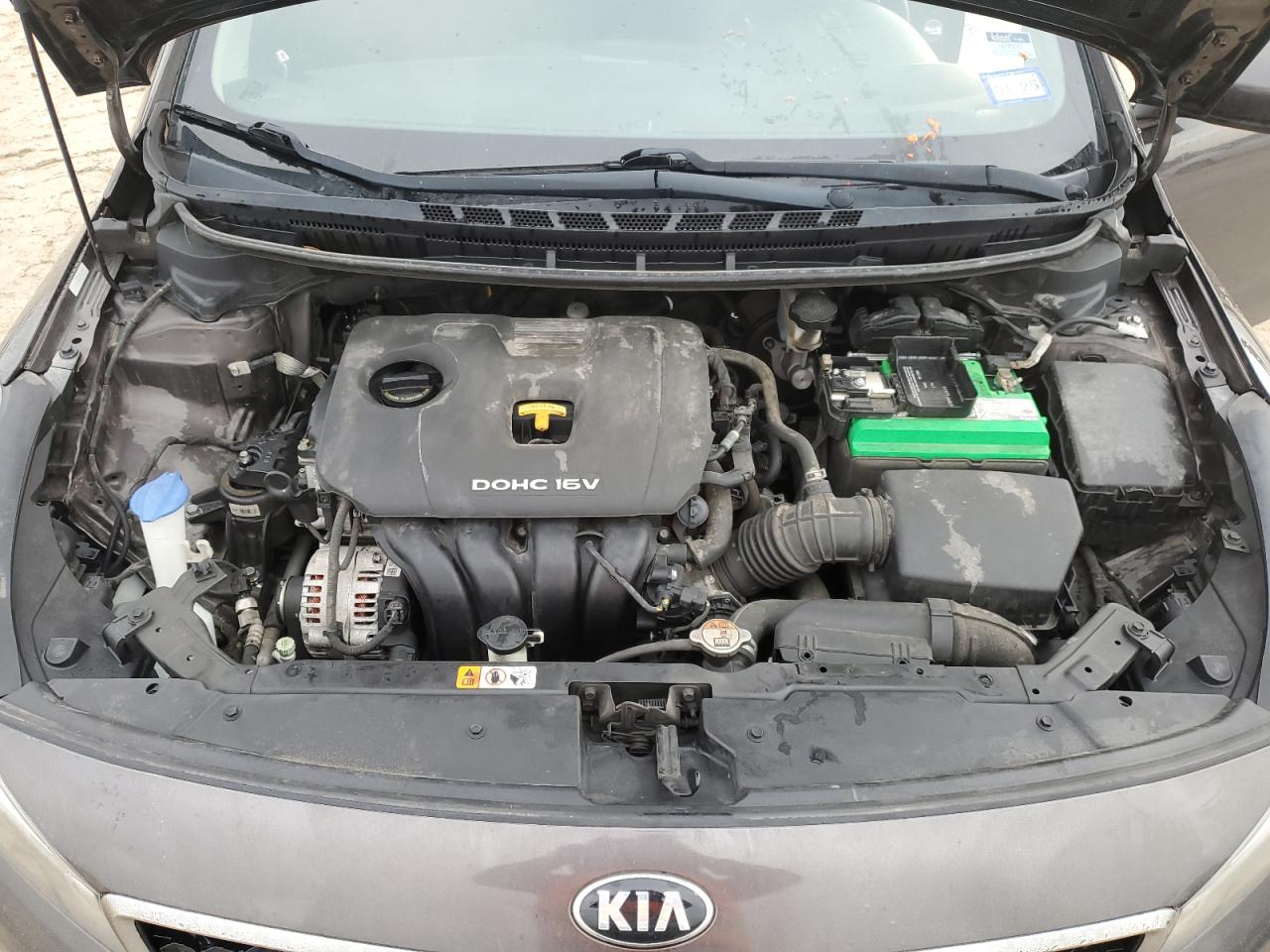 2018 Kia Forte - Image 11