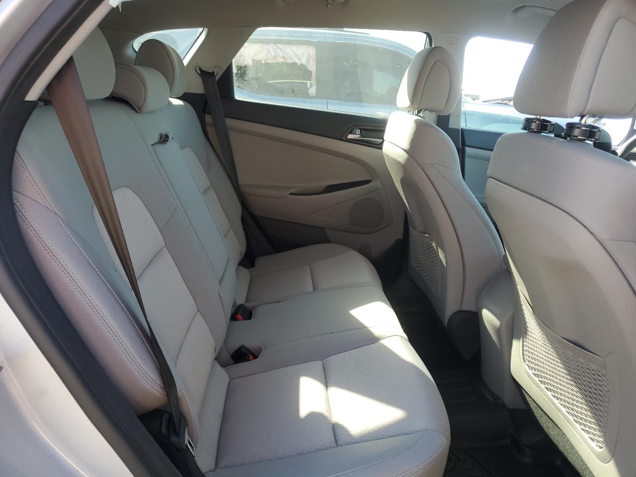 2017 Hyundai Tucson - Image 11