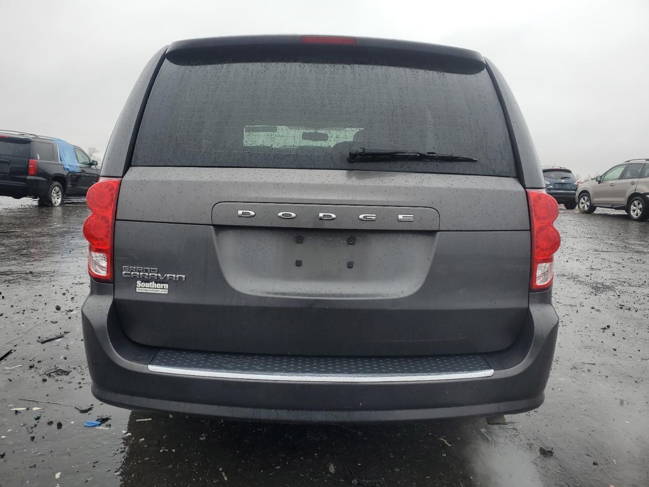 2016 Dodge Caravan - Image 6
