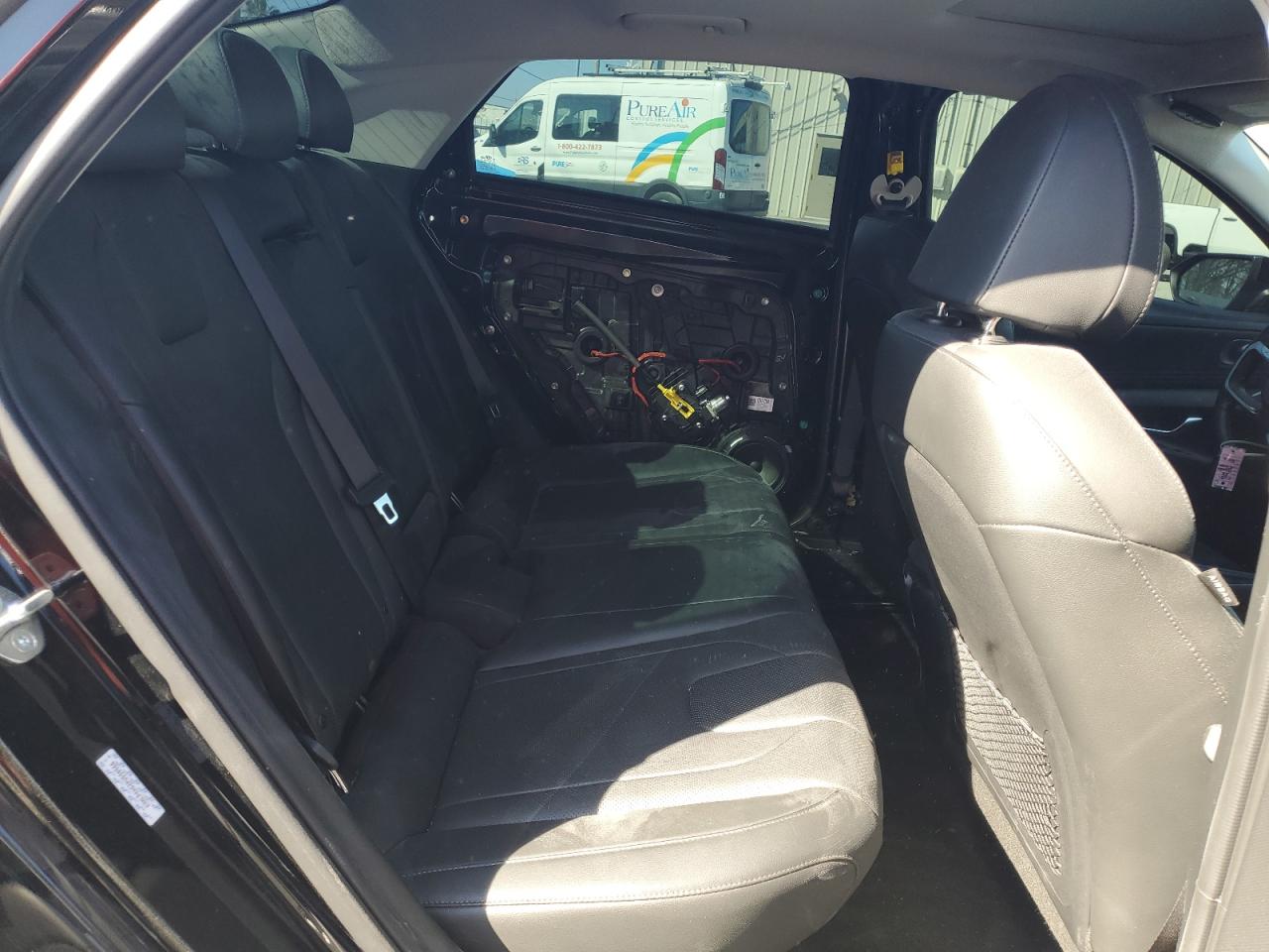 2023 Hyundai Elantra - Image 11