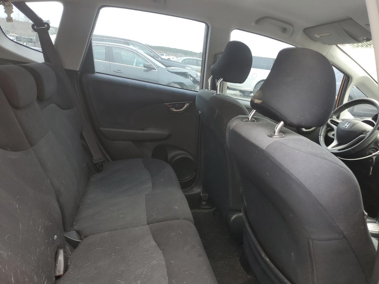 2009 Honda Fit - Image 11