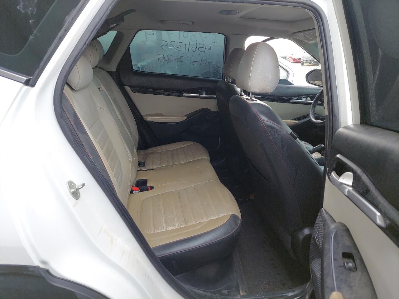 MZBER8143MN170933 - 2021 KIA SELTOS - #45611325