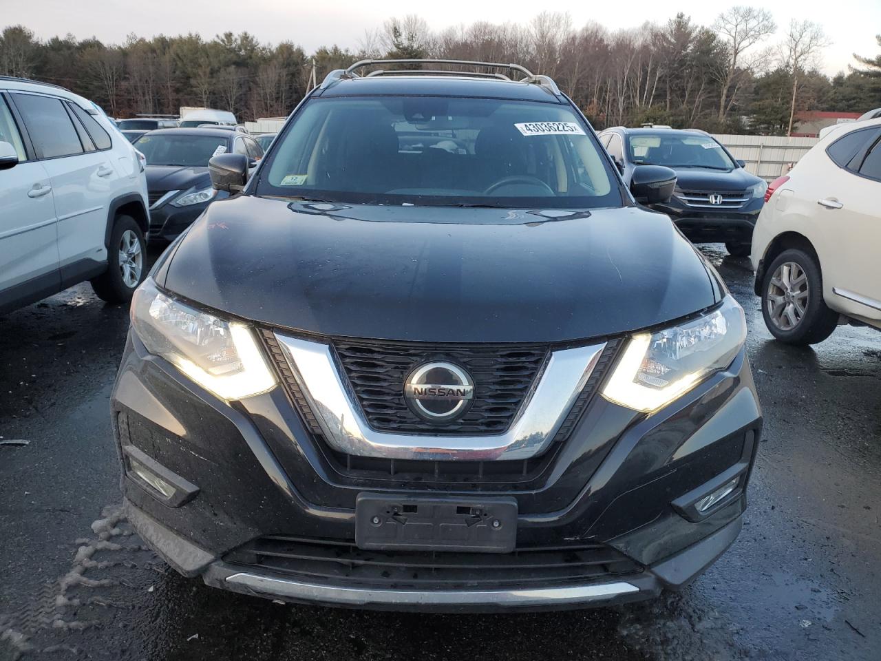 2019 Nissan Rogue - Image 5