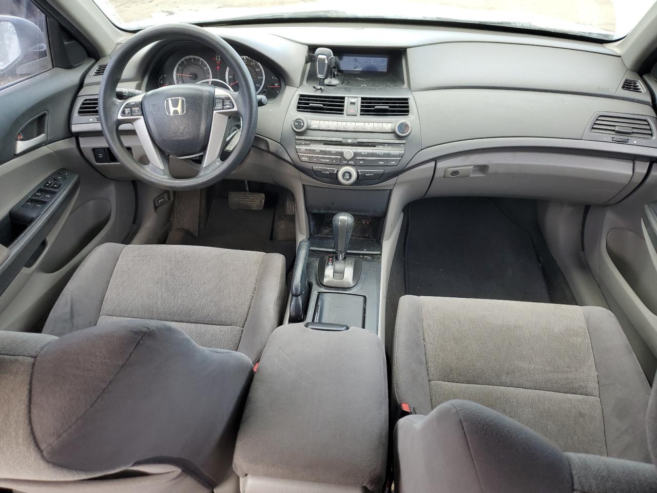 2010 Honda Accord - Image 8