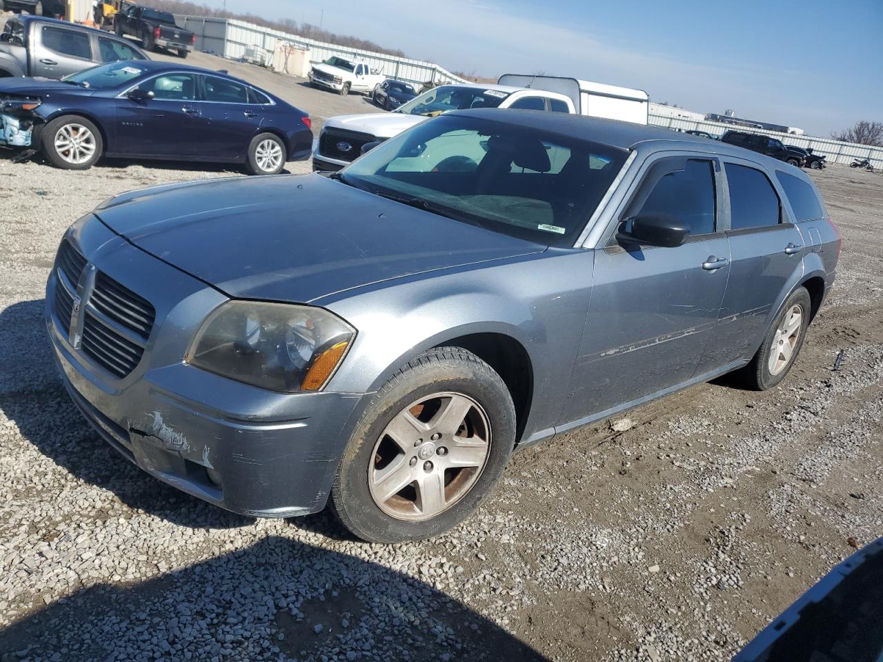 2006 Dodge Magnum Sxt იყიდება Earlington-ში, KY - Rear End