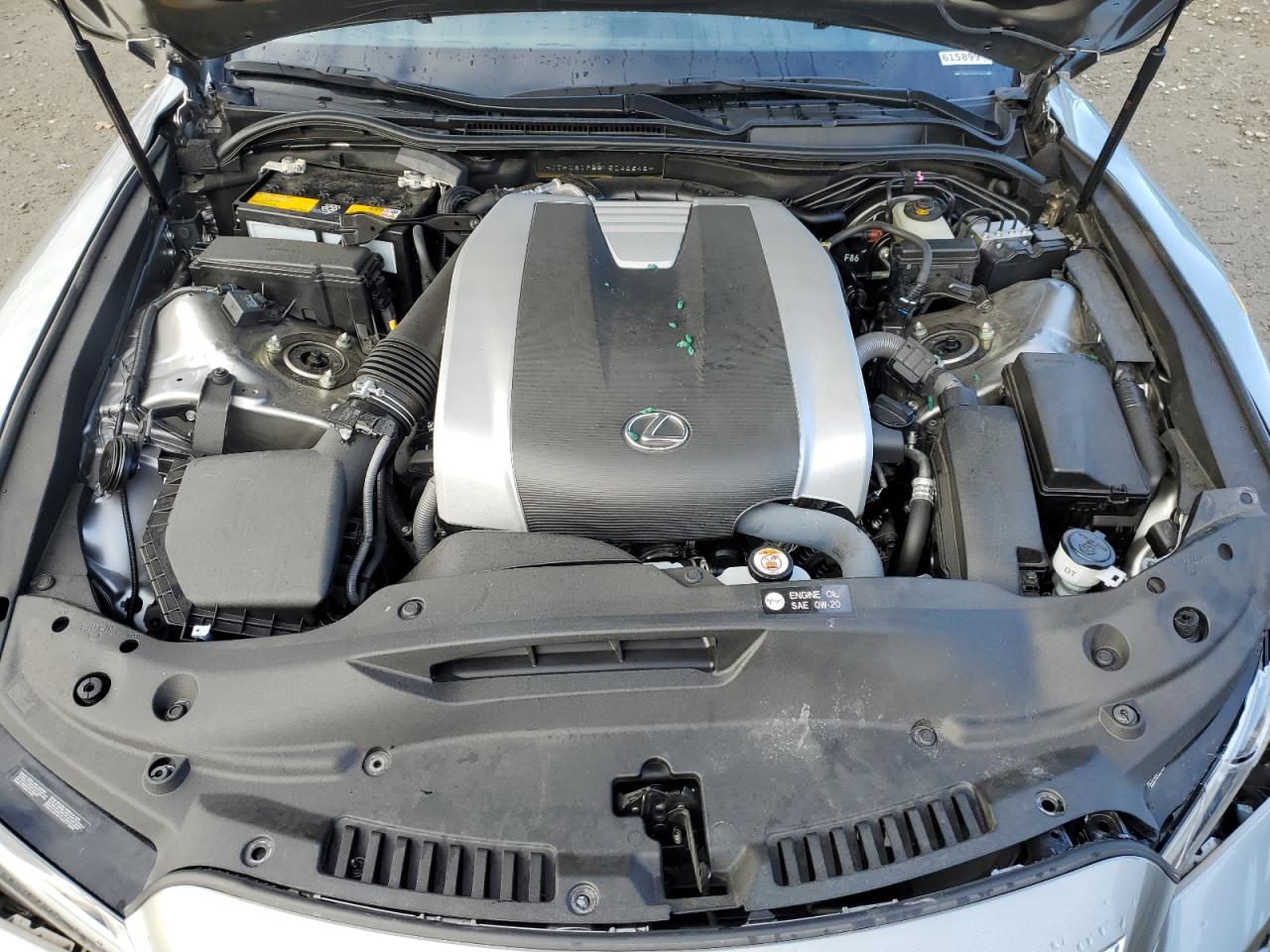 2022 Lexus IS - Image 11