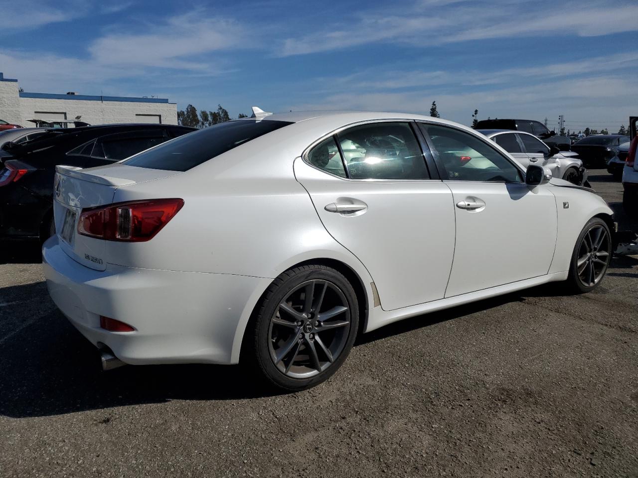 2011 Lexus IS - Image 3