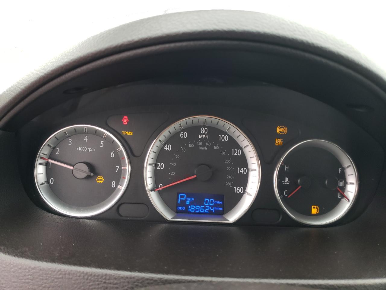 2010 Hyundai Sonata - Image 9