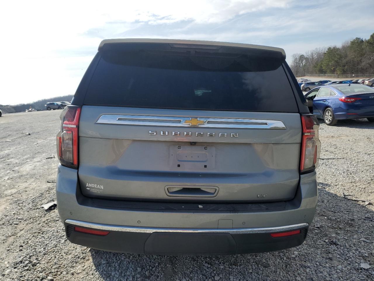 2023 Chevrolet Suburban - Image 6