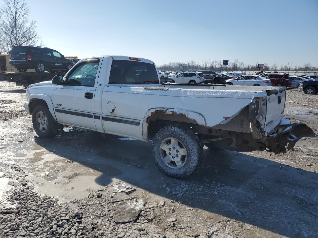 2006 Chevrolet Silverado - Image 2