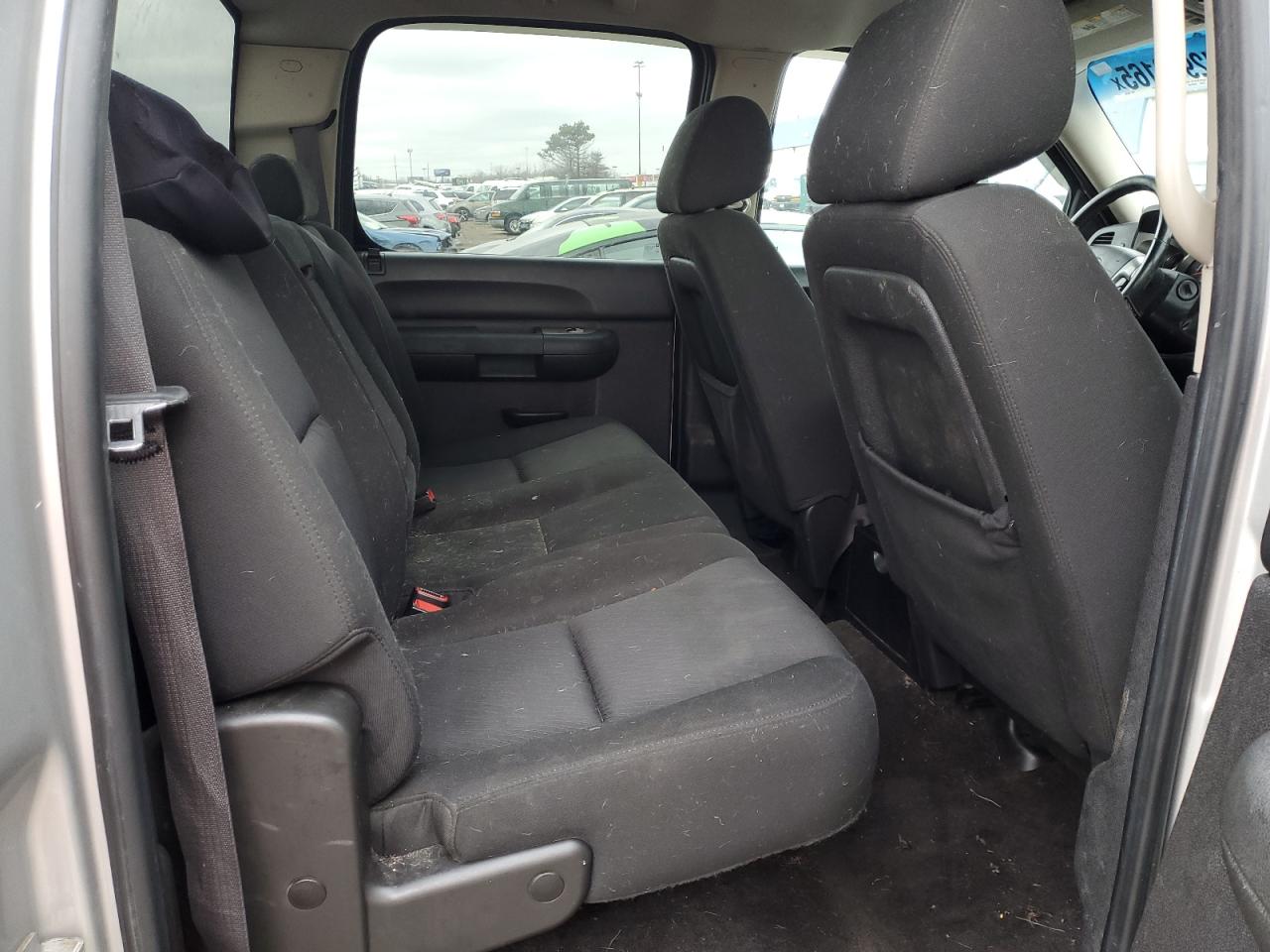 2011 GMC Sierra - Image 10