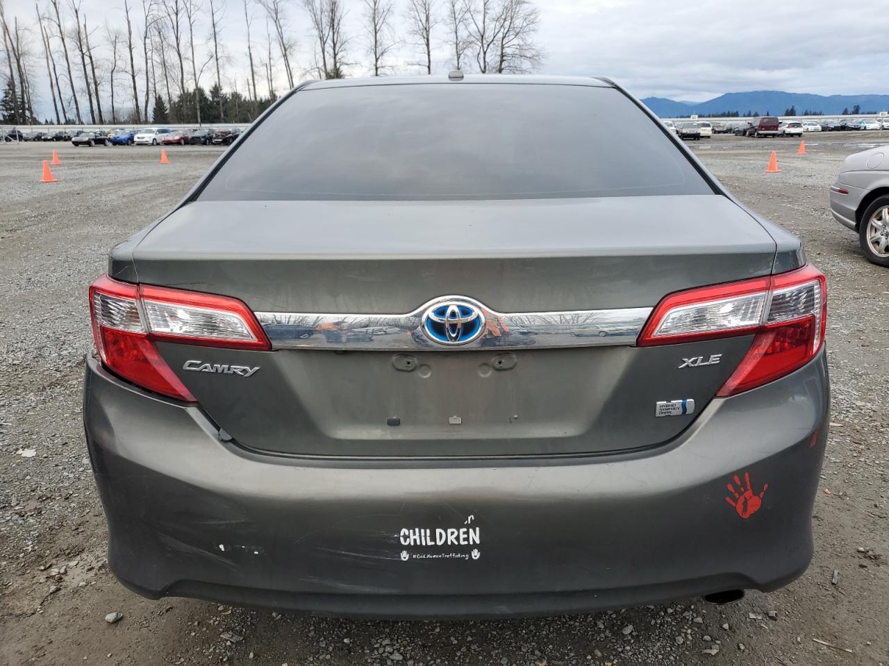 2012 Toyota Camry - Image 6